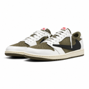MEDIUM OLIVE SNEAKERS