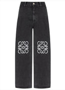 Knee pattern jeans