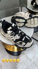 Tracks Beige Black sneakers