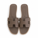 IT GIRL TAUPE SANDALS