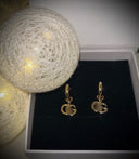 earrings with G